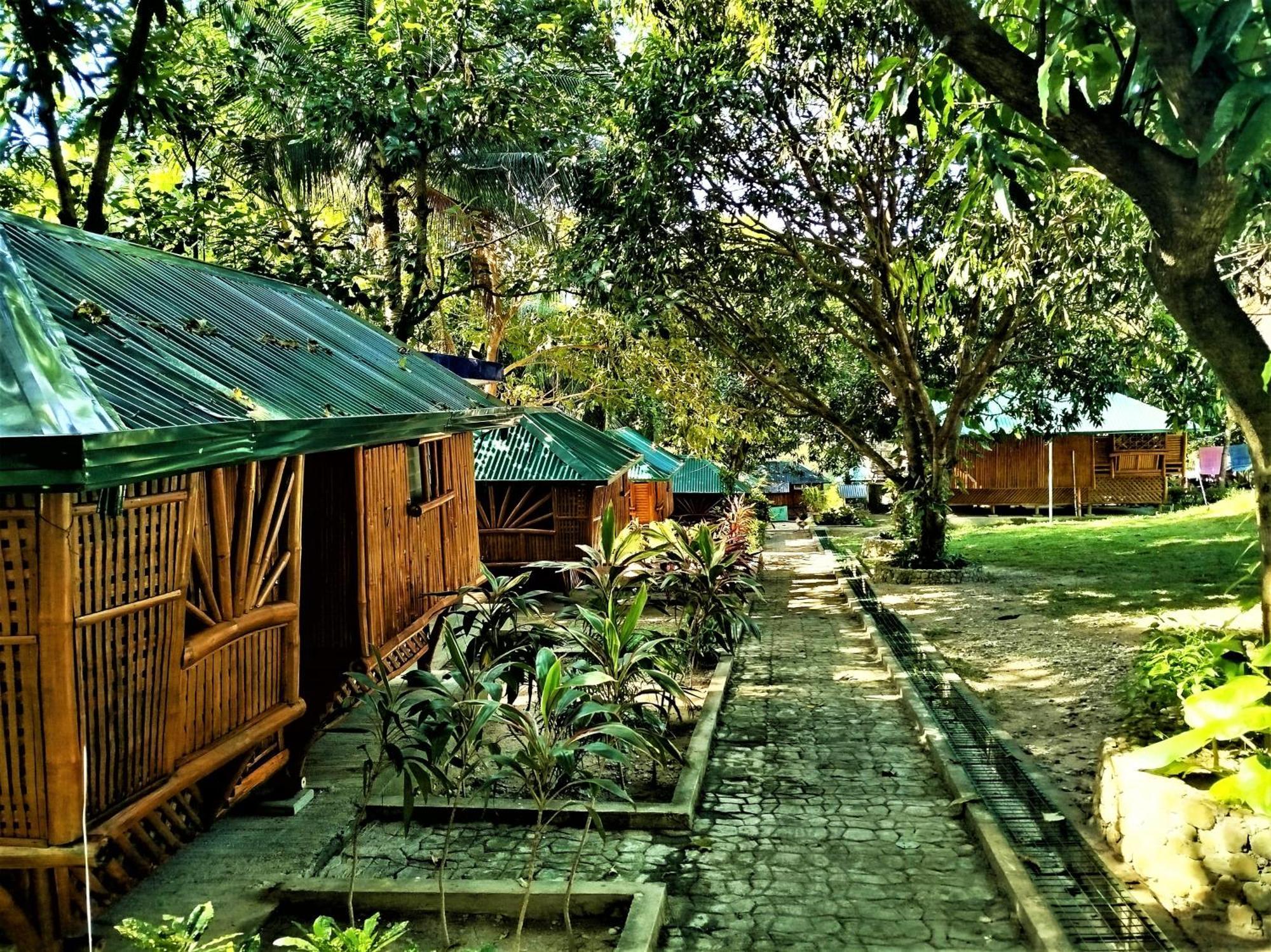 Rea'S Bamboo Resort Gabaldon Luaran gambar