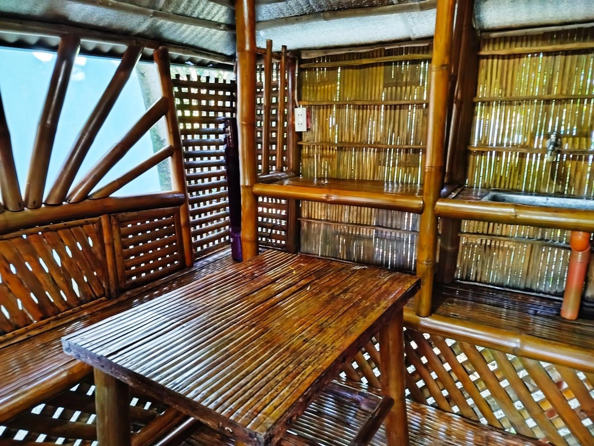 Rea'S Bamboo Resort Gabaldon Bilik gambar