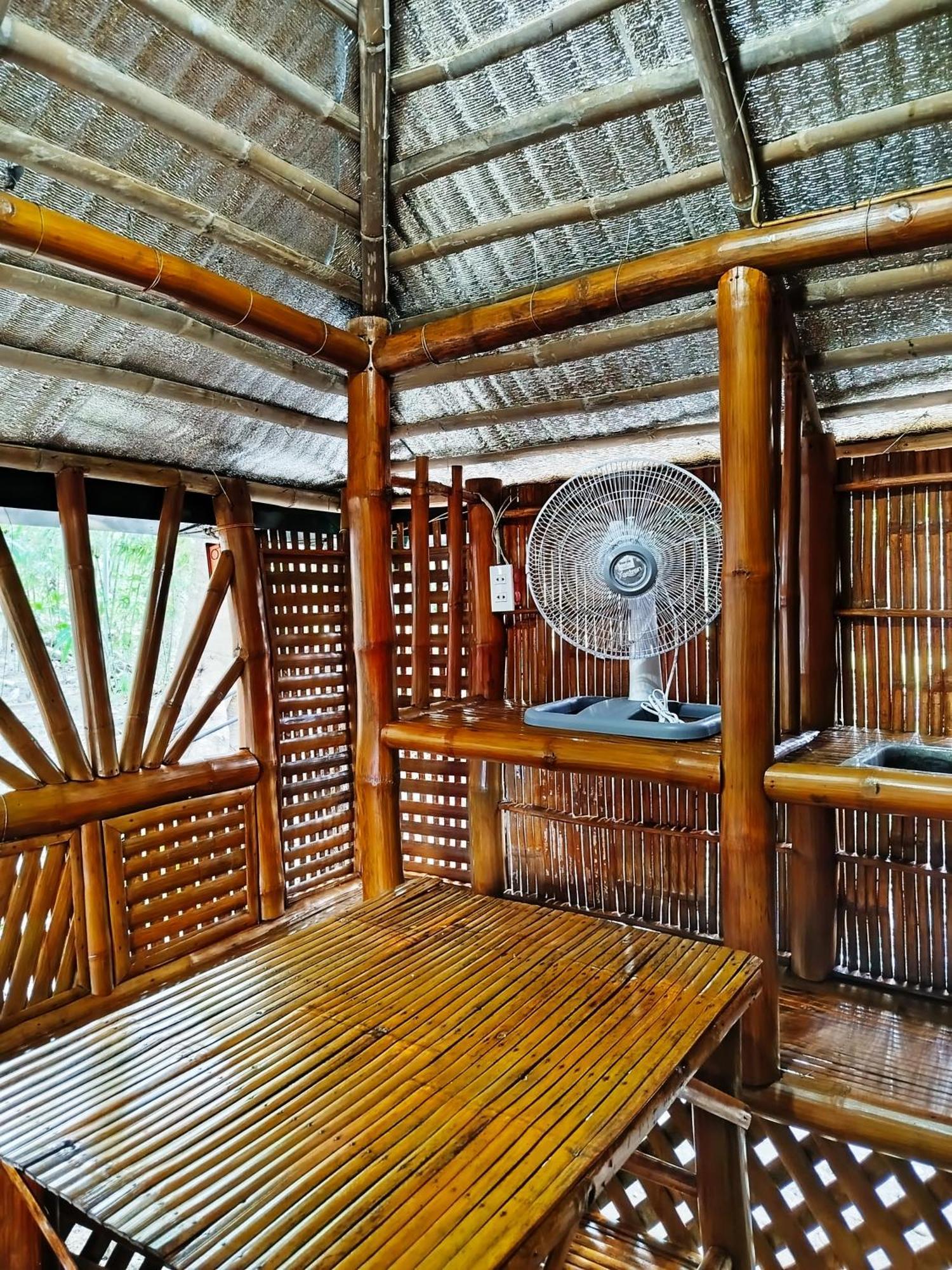 Rea'S Bamboo Resort Gabaldon Bilik gambar