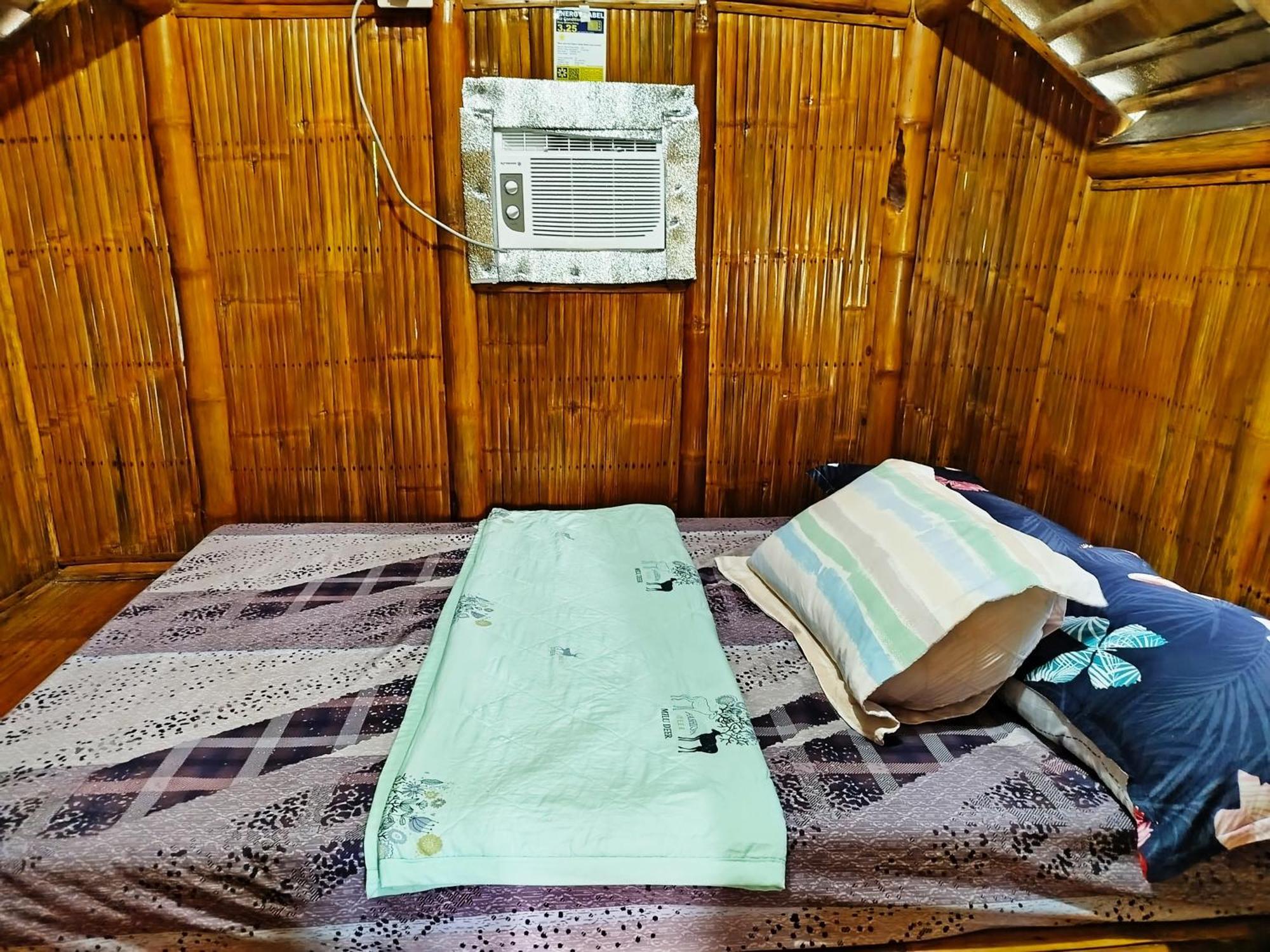 Rea'S Bamboo Resort Gabaldon Bilik gambar